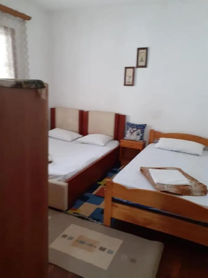 Pensionat Guest Home Basho Pogradec